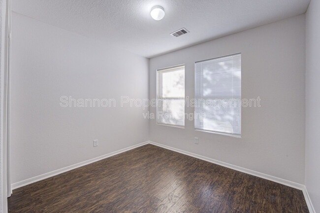 Building Photo - 3118 Clipper Winds Way