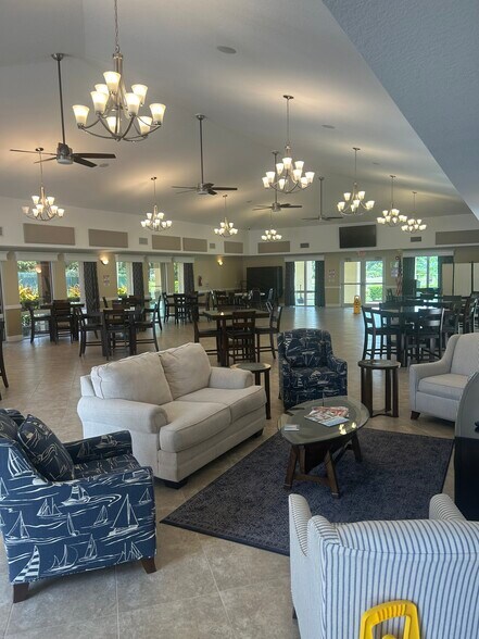 HOA Clubhouse seating area - 562 SW Saint Martins Cv