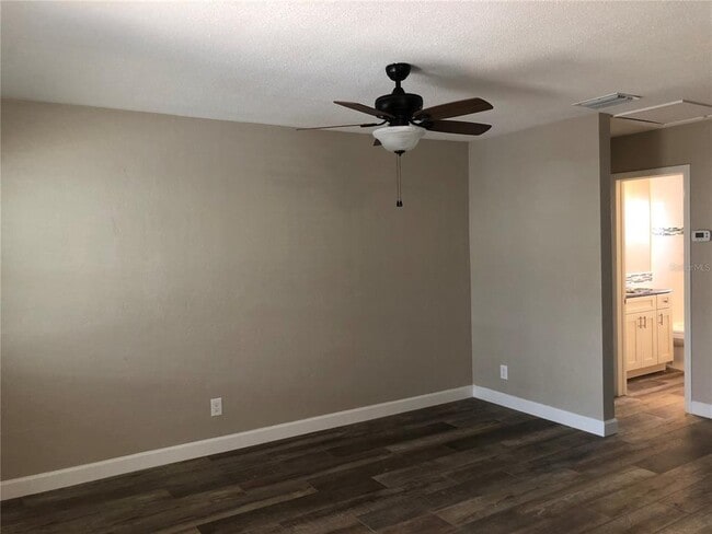 Building Photo - 520 70th St N