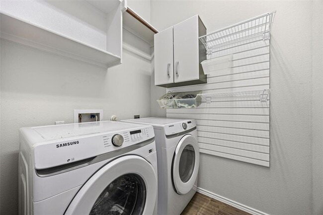 Building Photo - 17401 Silent Harbor Loop