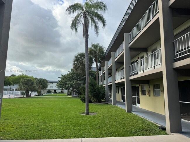 Building Photo - 270 Layne Blvd