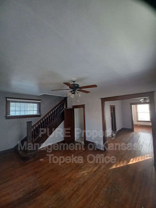 Building Photo - 1534 SW Central Park Ave