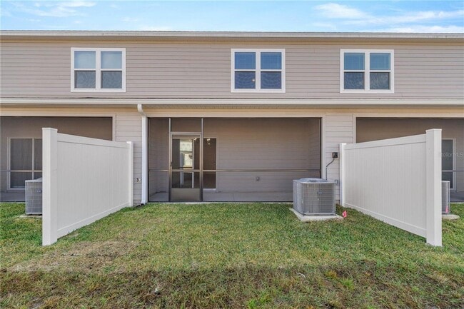 Building Photo - 3607 SE 37th Ct