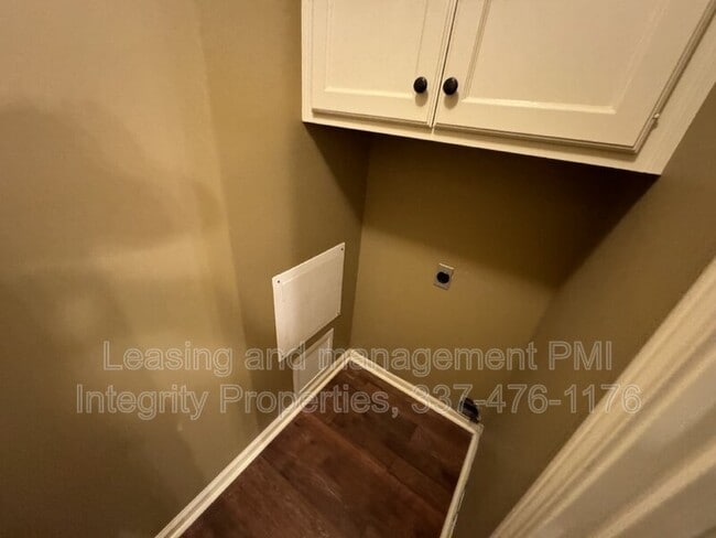 Building Photo - 109 Sugarcreek Dr