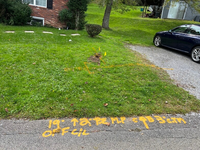 Building Photo - 4304 Royalview Dr