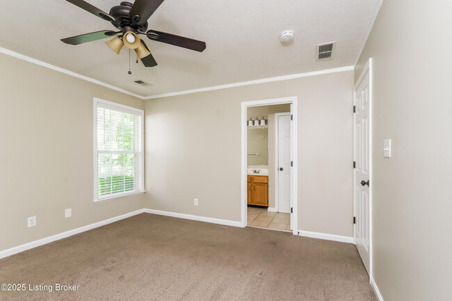 Building Photo - 6607 Glastonburg Ln