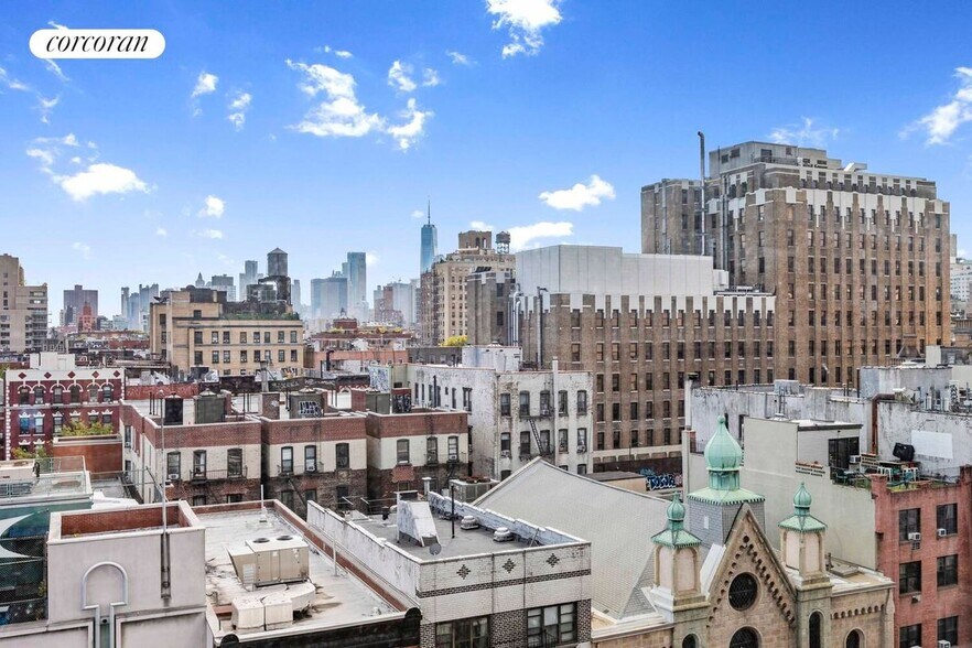 Building Photo - 333 E 14th St