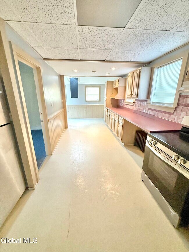 Building Photo - 1826 Campbell Ave