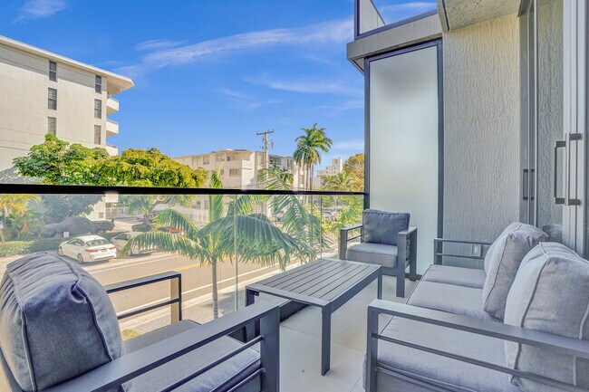 Building Photo - 9356 Bay Harbor Terrace