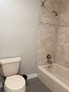 Building Photo - 2156 Golf Course Dr