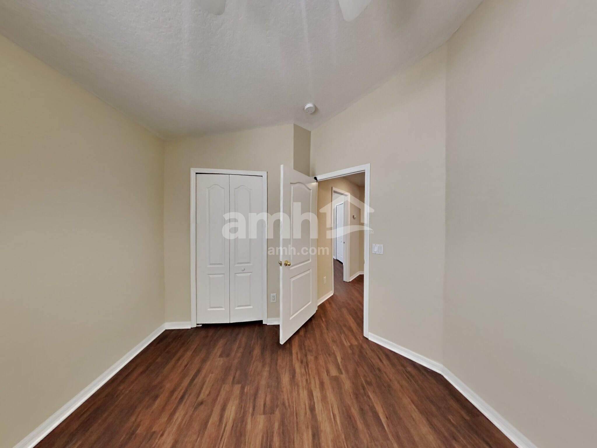 Building Photo - 10440 Blackmore Dr