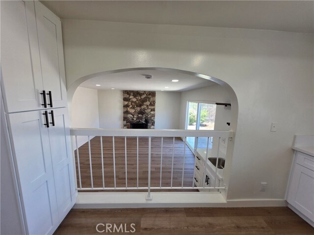Building Photo - 8831 Sailport Dr