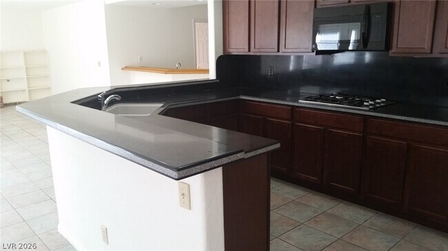 Building Photo - 1513 War Paint Dr