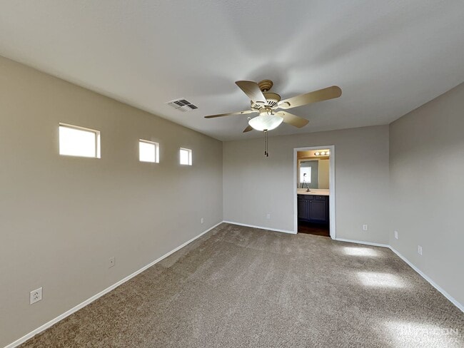 Building Photo - 2618 S Devonna Ln