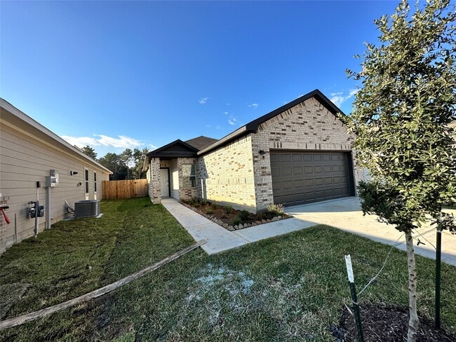 Building Photo - 16504 Moss Ln