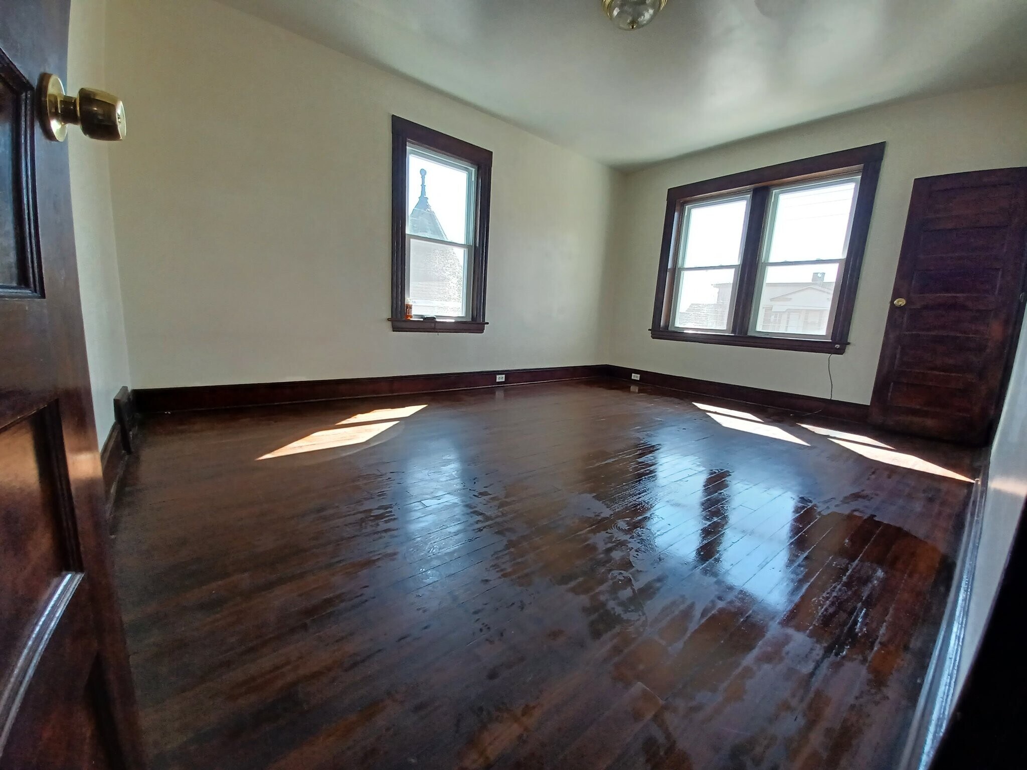 Building Photo - 306 Madison Ave