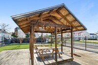 Building Photo - 3000 Lasalle St