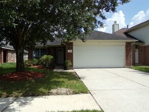 Building Photo - 8570 Chaletford Dr