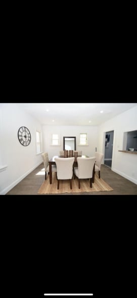 Building Photo - 23 Thill St