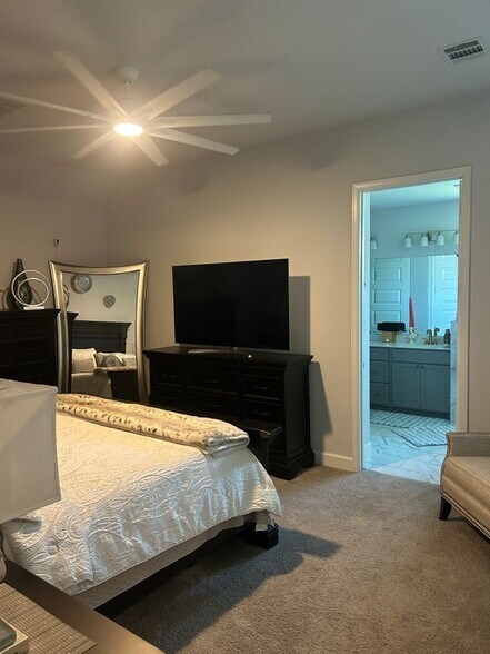 Building Photo - 42454 Quail Vly Ln