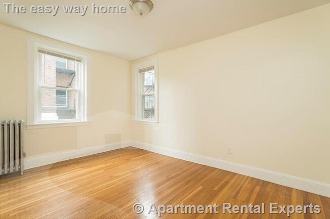 Building Photo - 136 Highland Ave