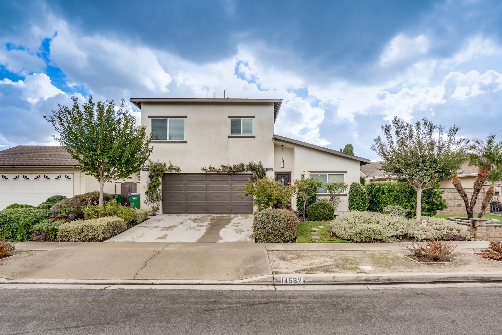 Building Photo - 14584 Highcrest Cir