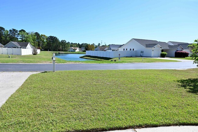 Building Photo - 8256 Tartan Ln