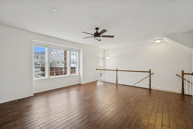 Building Photo - 70 Marcel Ln