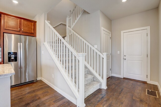 Building Photo - $2,500.00 - 3 Bedrooms and 2.5 Bathrooms T...