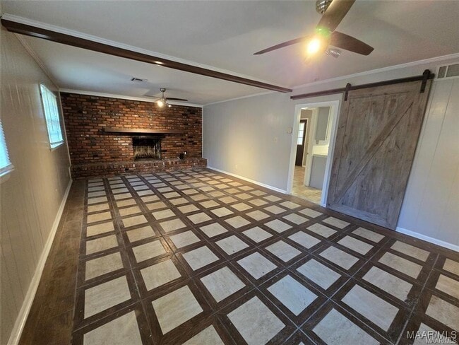 Building Photo - 2786 Crestview Ave