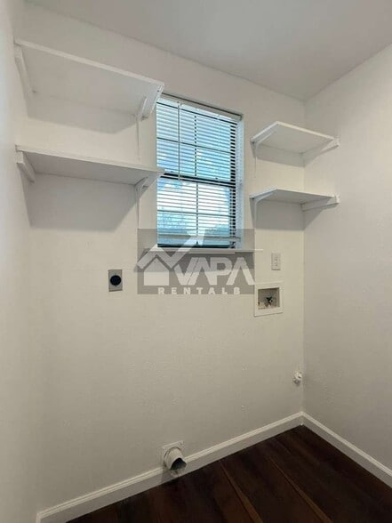 Building Photo - 407 Creath Pl