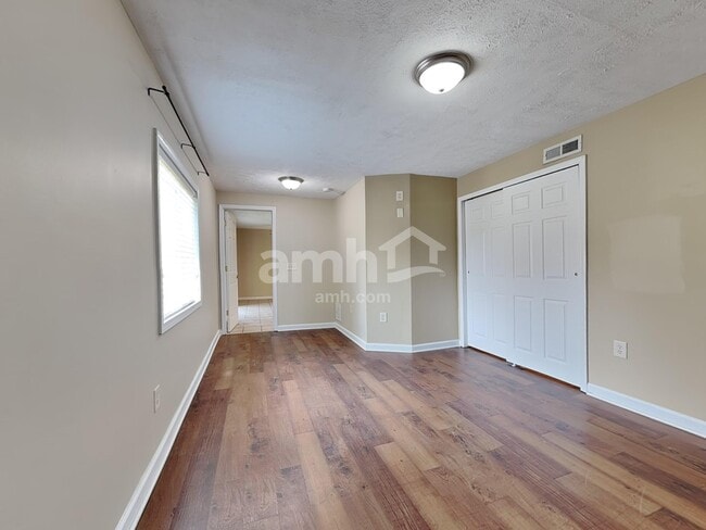 Building Photo - 6731 S Andover Way