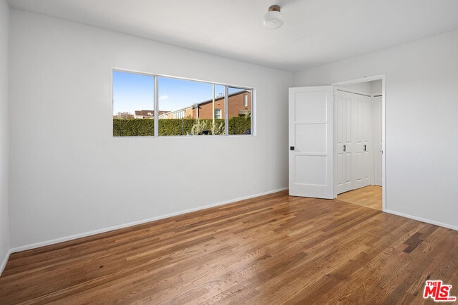 Building Photo - 10712 Clarkson Rd