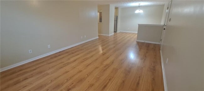 Building Photo - 8304 Fairington Ridge Cir