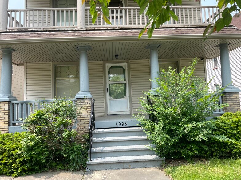 Building Photo - 4028 E 53rd St