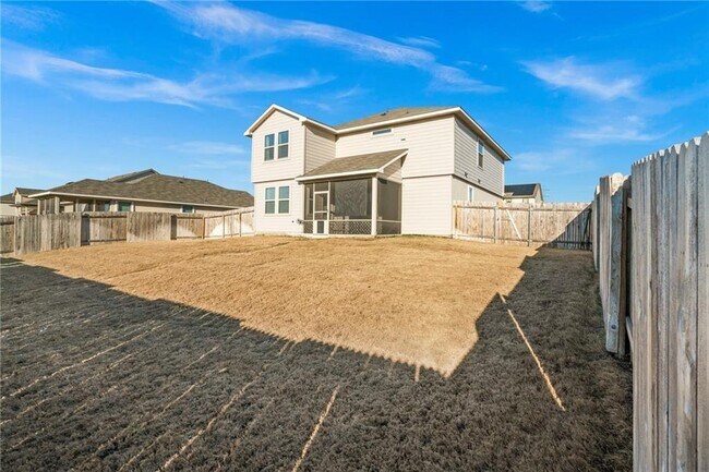 Building Photo - 19004 Elk Horn Dr