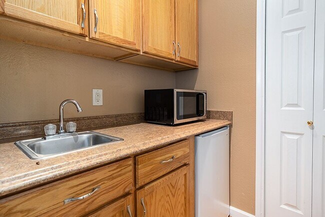 Building Photo - Incline Village: Condo - 4 Bedrooms,3.5 Ba...