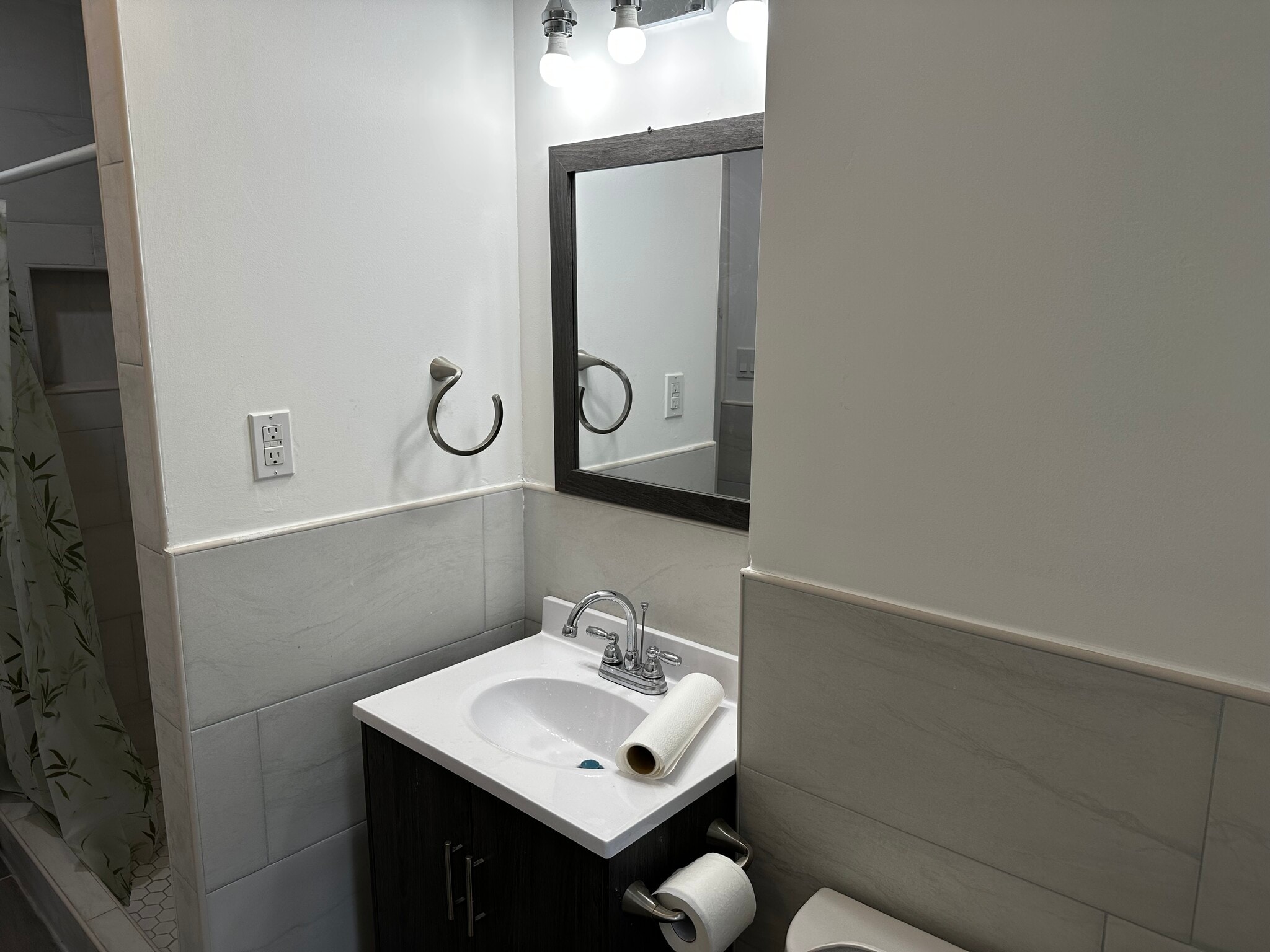 Bathroom - 5246 Beelermont Pl