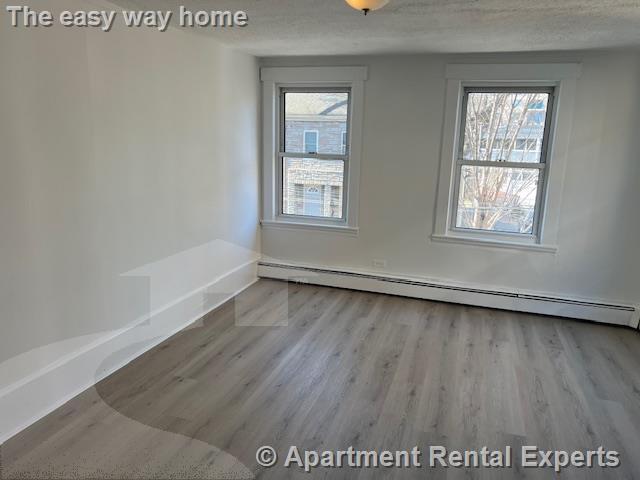 Building Photo - 6 Sixth St Unit #2