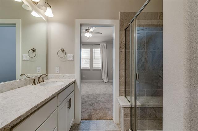 Building Photo - 1237 Pebblebrook Dr