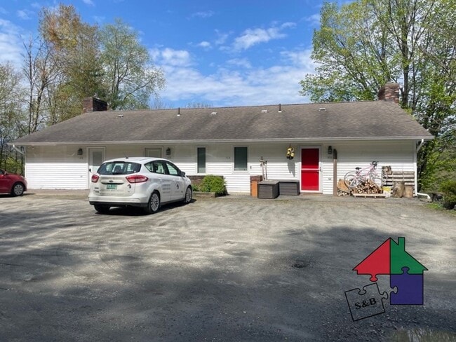 Building Photo - 60 Snowdrift Ln