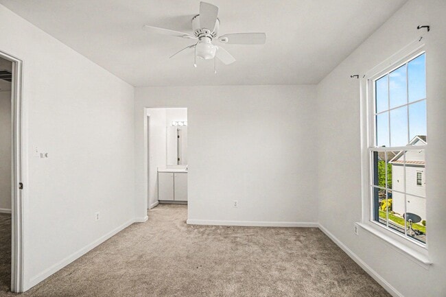 Building Photo - 26065 Lands End Dr
