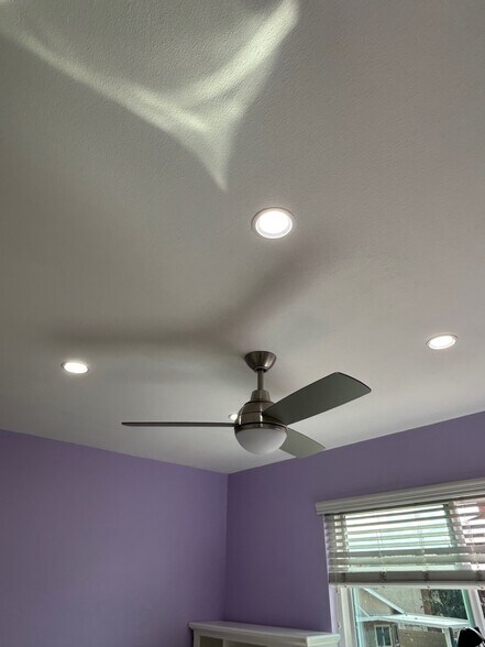 Building Photo - 218 El Camino Ln