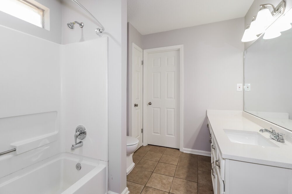 Building Photo - 7890 Hunter's Crossing