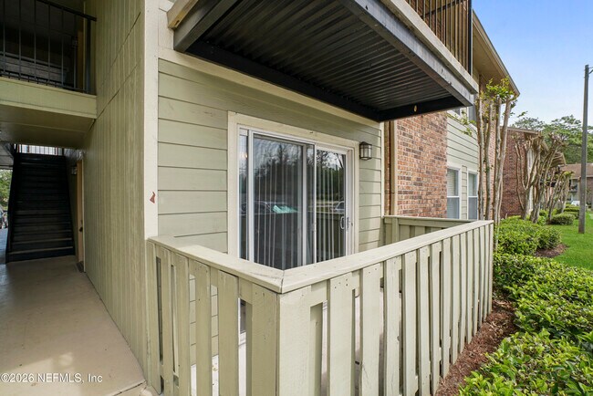 Building Photo - 3737 Loretto Rd