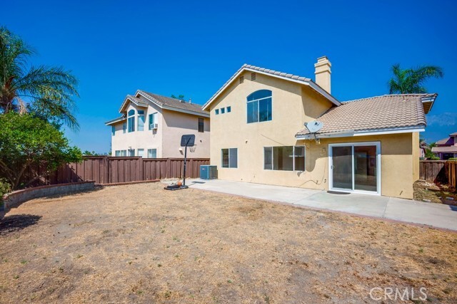 Building Photo - 14141 Tuolumne Ct