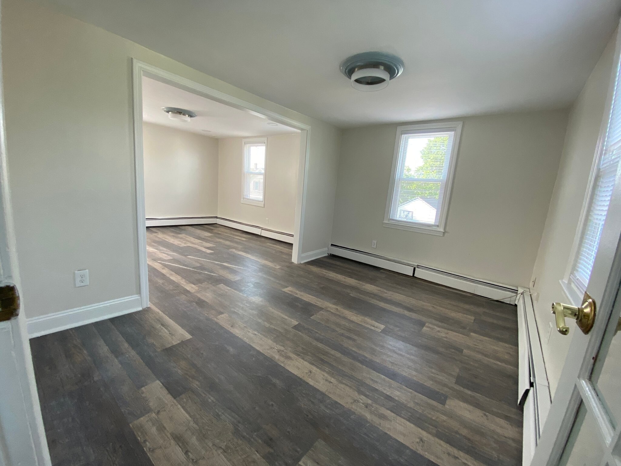 Building Photo - 159 Tangent St