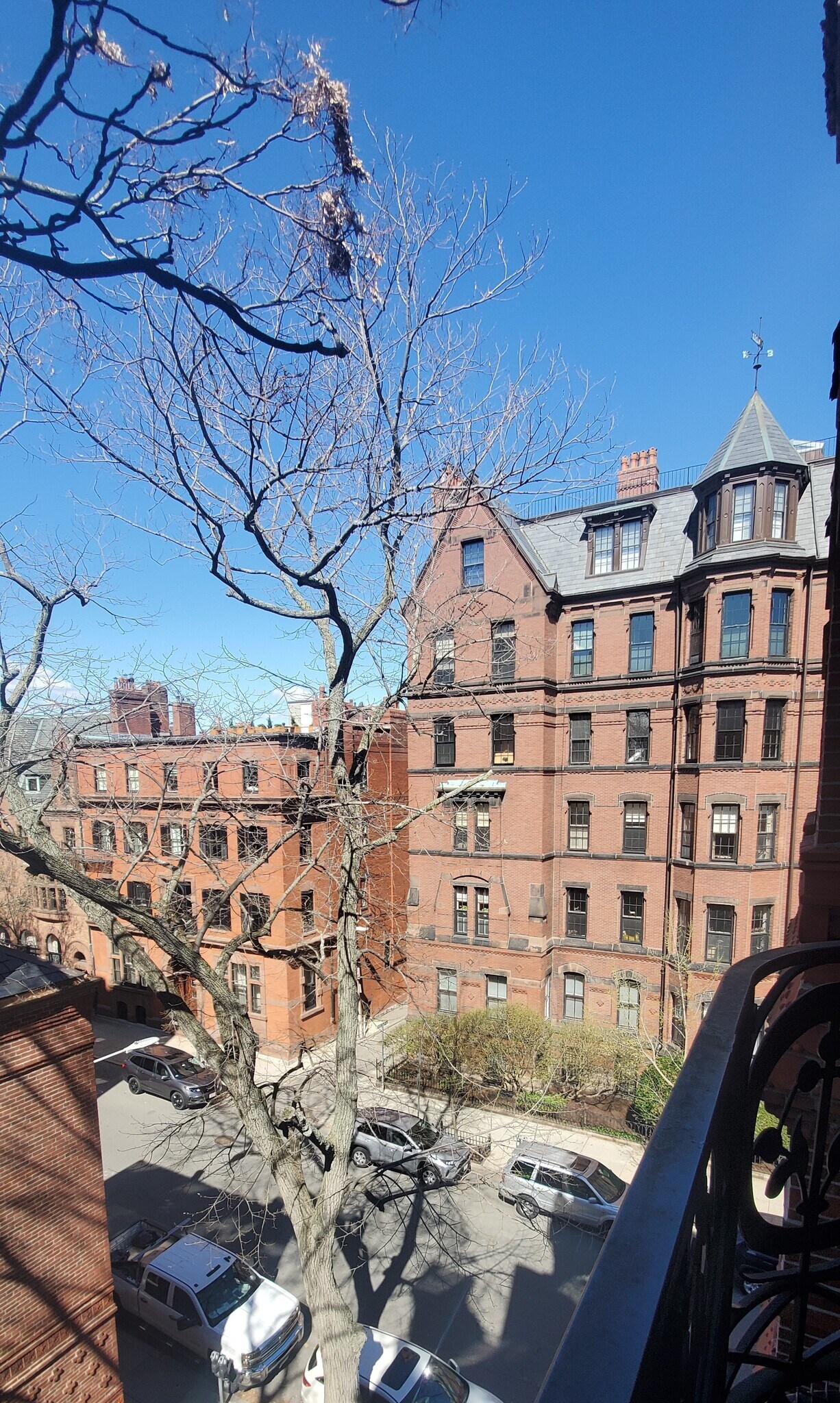 Building Photo - 195 Commonwealth Ave