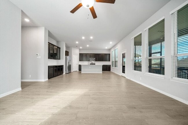 Building Photo - 1525 Spechts Rnch