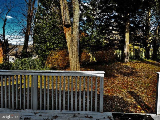 Building Photo - 720 Genessee St